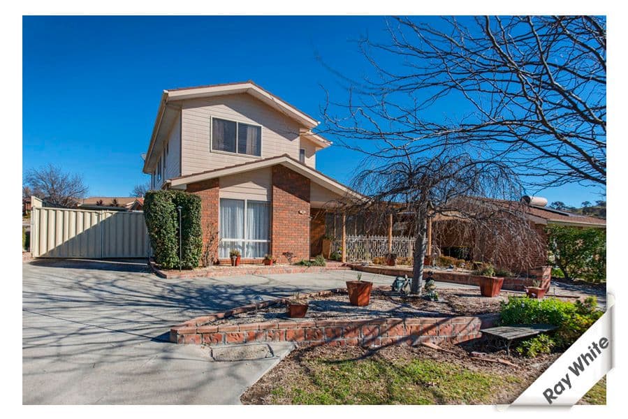 16 Chalker Circuit, BANKS ACT 2906, Banks - Image 1
