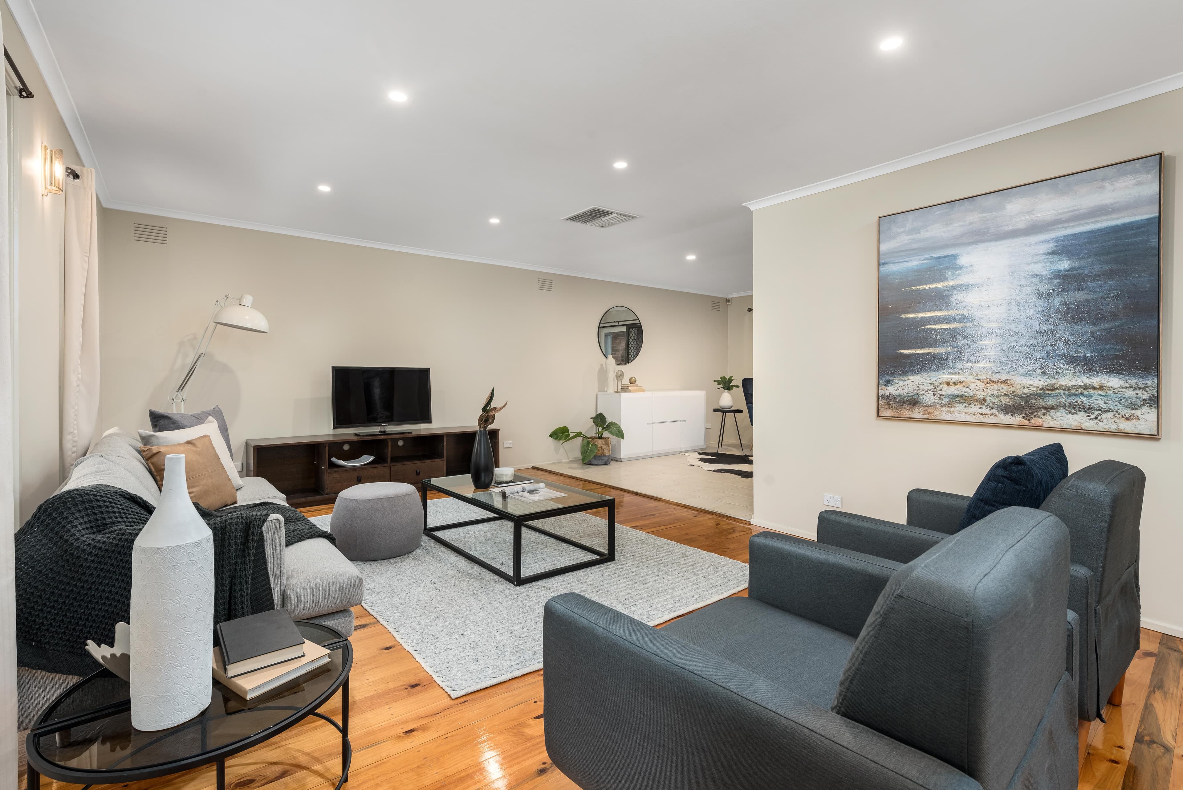 4 Mill Park Drive, Mill Park VIC 3082, Mill Park - Thumbnail 3