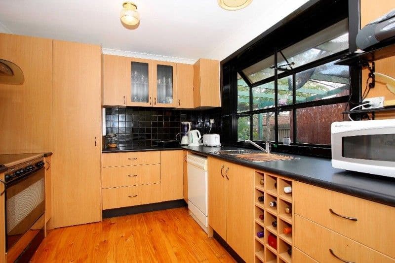 10 Britten Court, BUNDOORA VIC 3083, Bundoora - Thumbnail 2