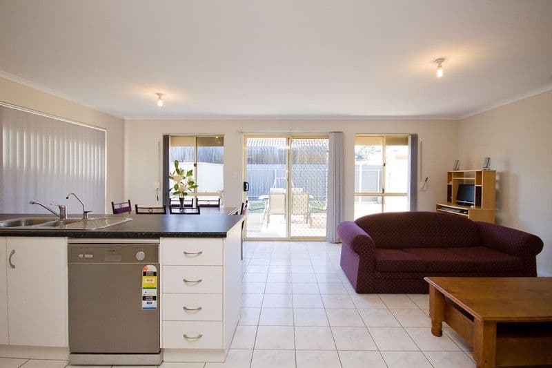 17 Galatea Street, Diamond Creek, Diamond Creek - Thumbnail 2