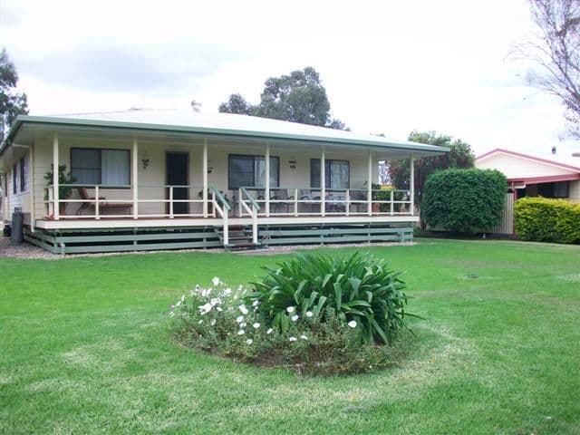 11 Powell Street, Roma QLD 4455, Roma - Image 1