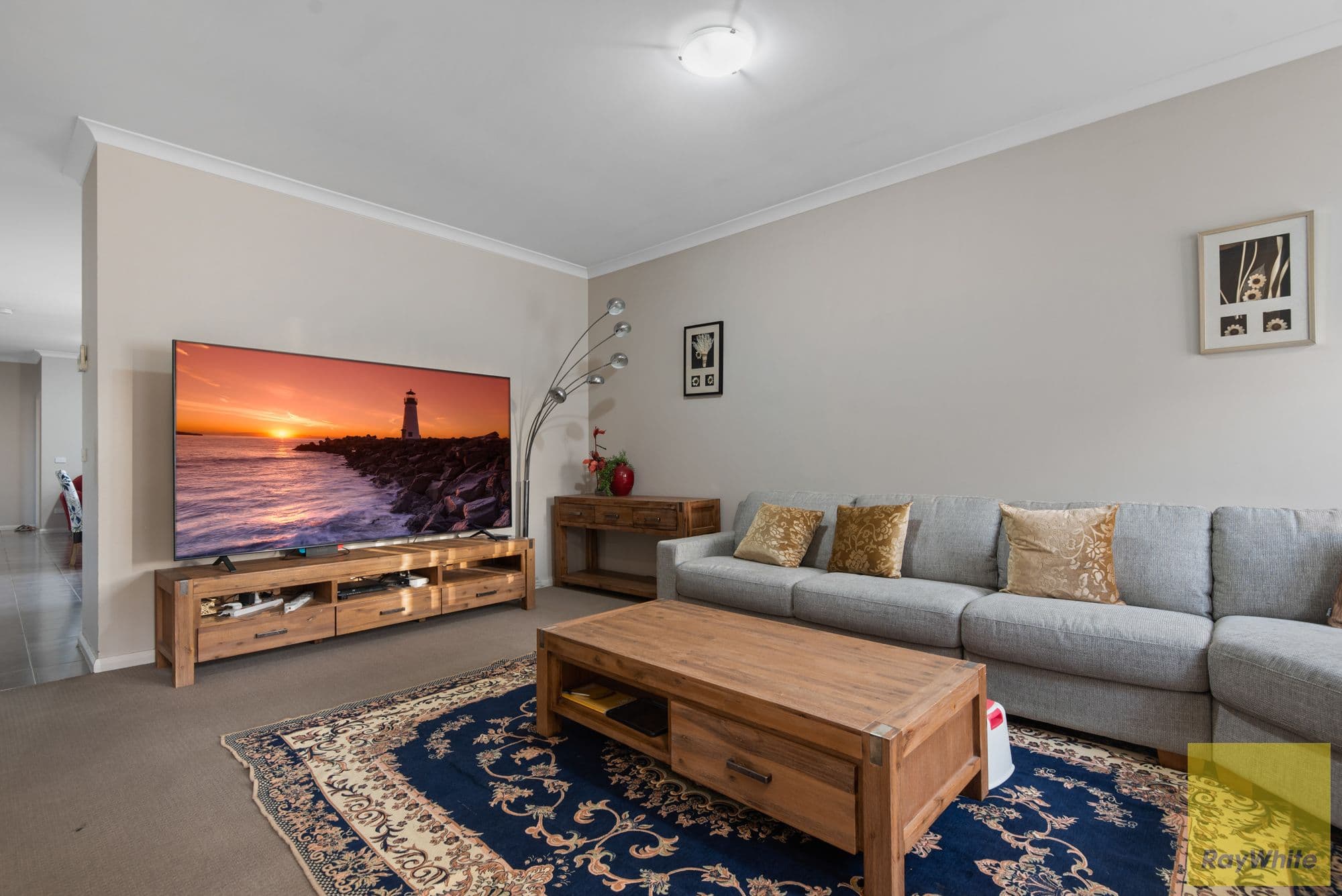 17 Holland Crescent, Truganina VIC 3029, Truganina - Thumbnail 2