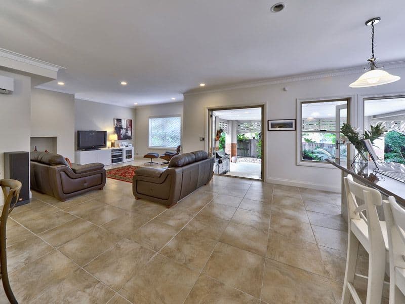 93  Rosebery Terrace, CHELMER QLD 4068, Chelmer - Thumbnail 2