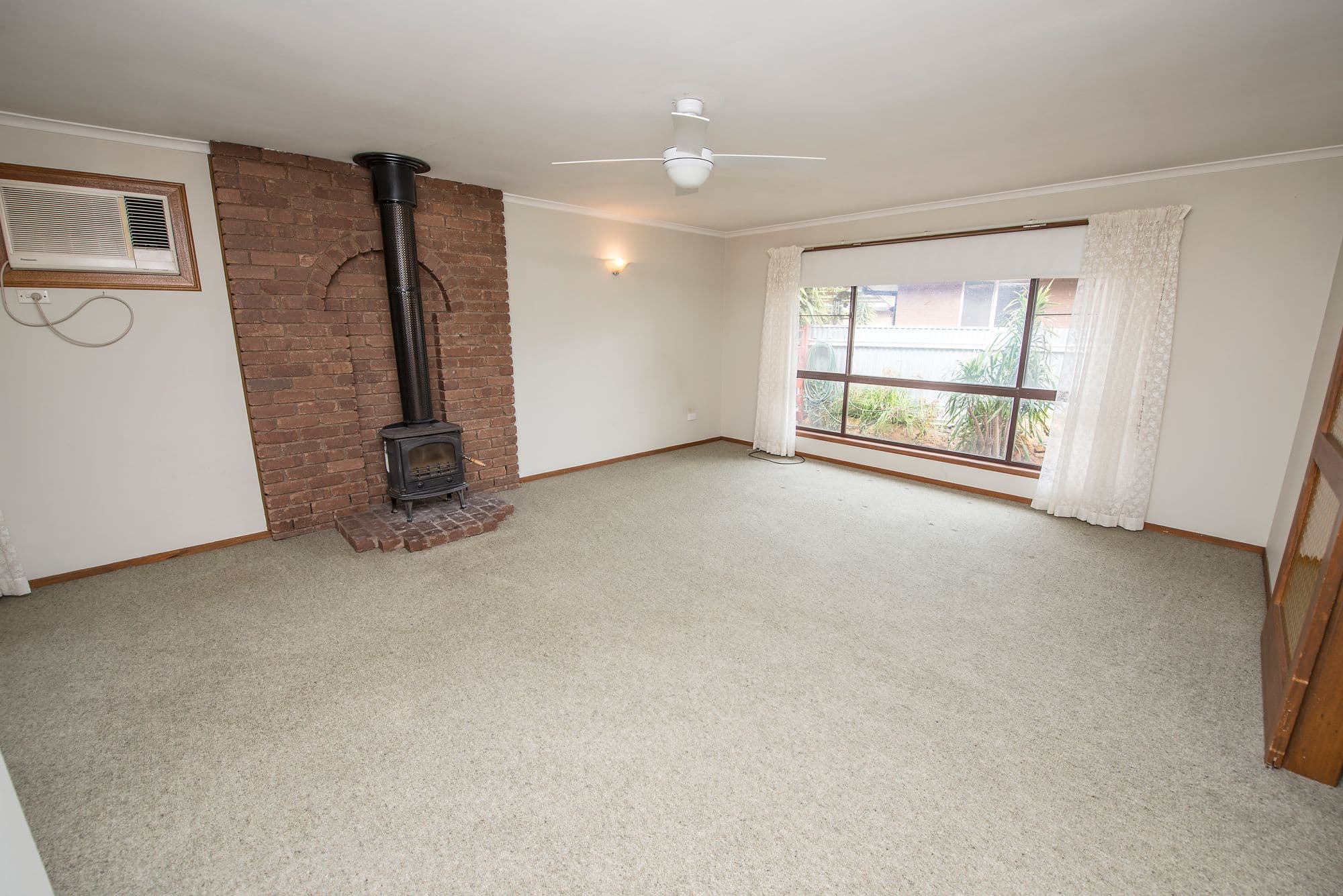 35 Mellor Grove, Swan Hill VIC 3585, Swan Hill - Thumbnail 2
