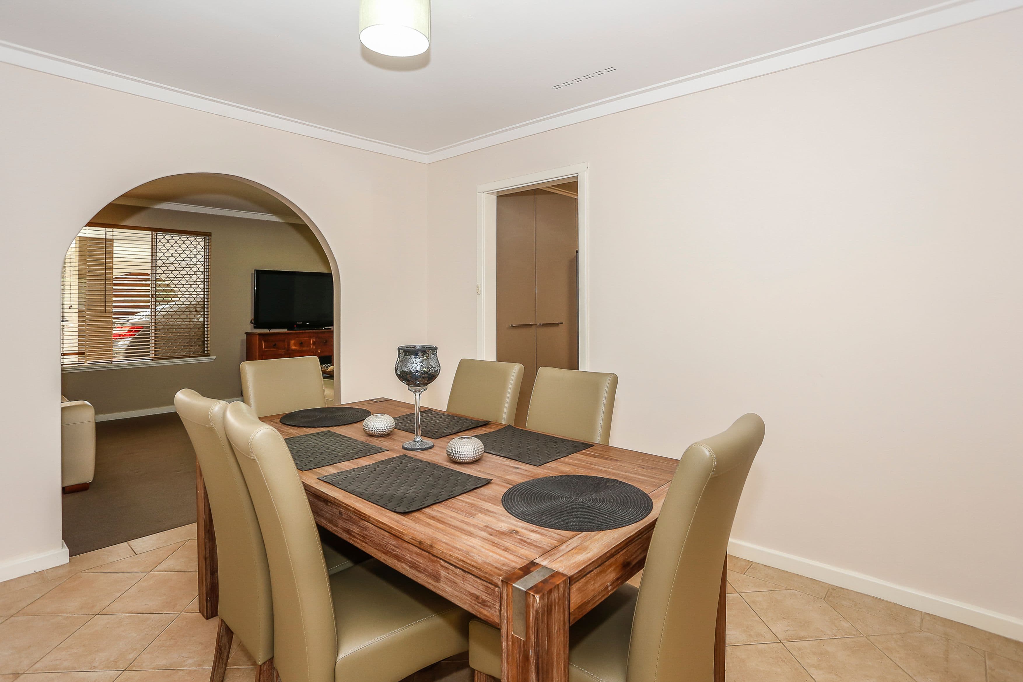 33 Felstead Crescent, Hamersley WA 6022, Hamersley - Thumbnail 4