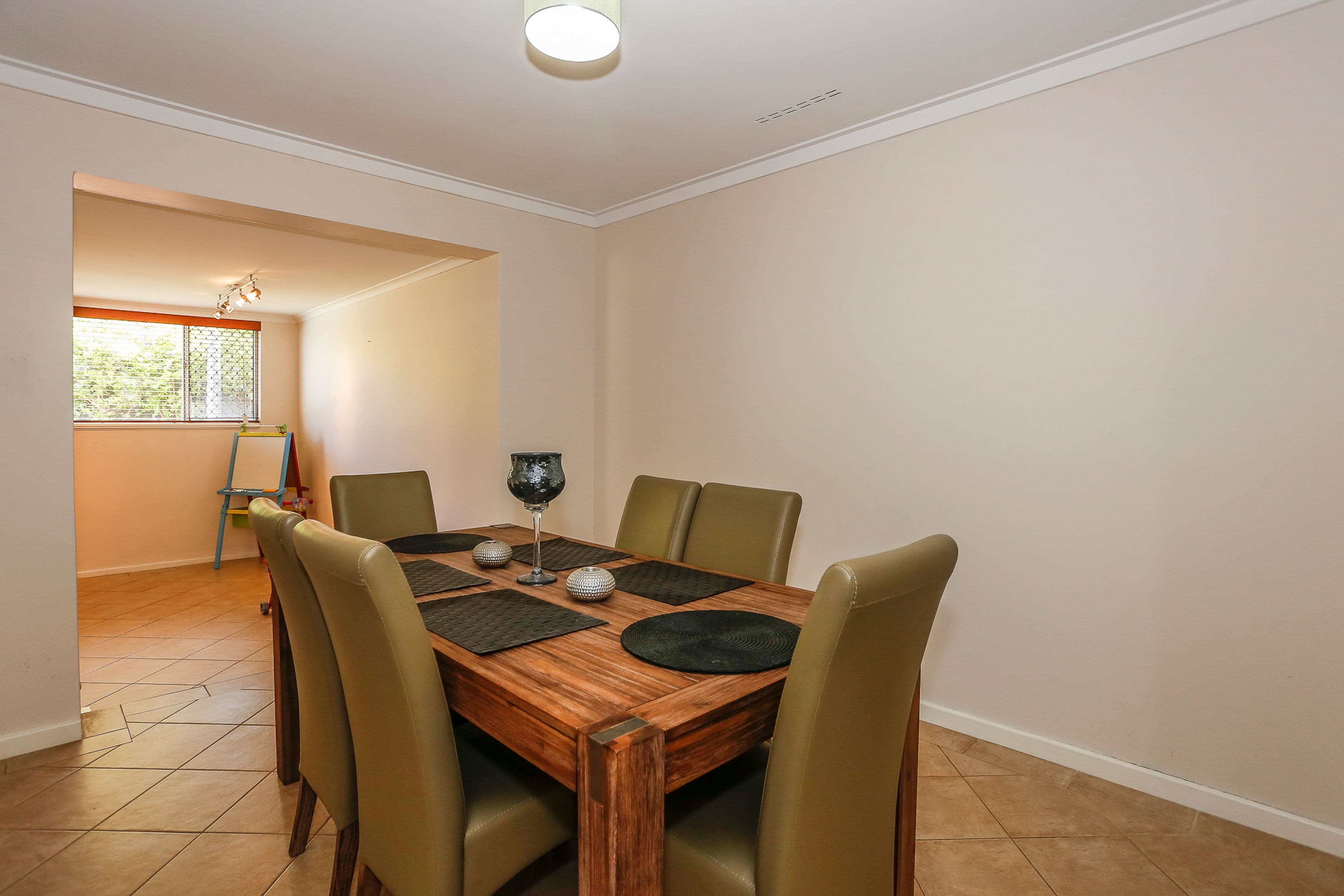 33 Felstead Crescent, Hamersley WA 6022, Hamersley - Thumbnail 5