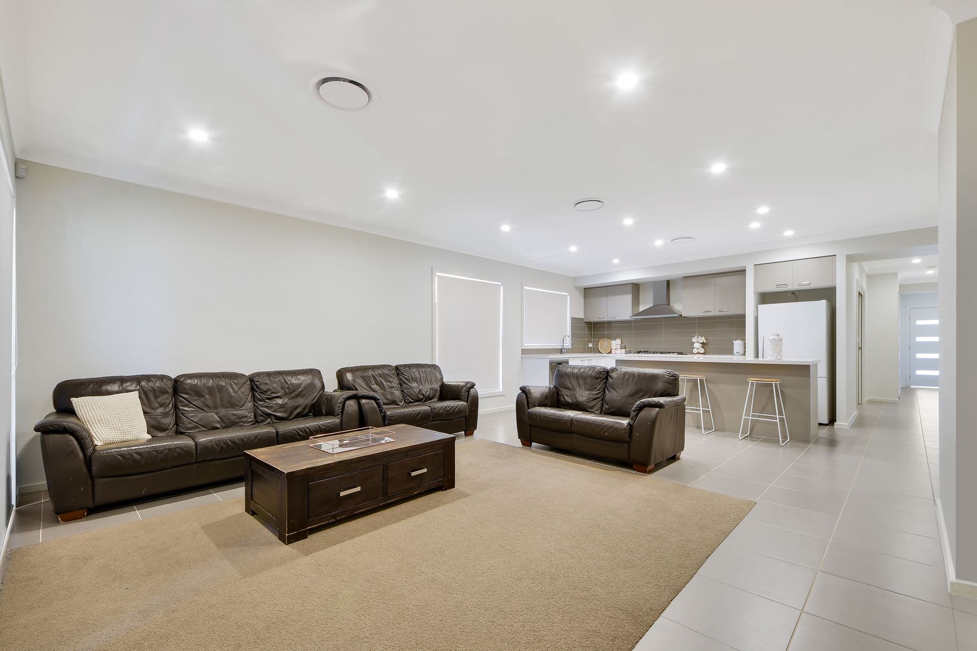 12 Sunstone Way, Leppington - Thumbnail 2