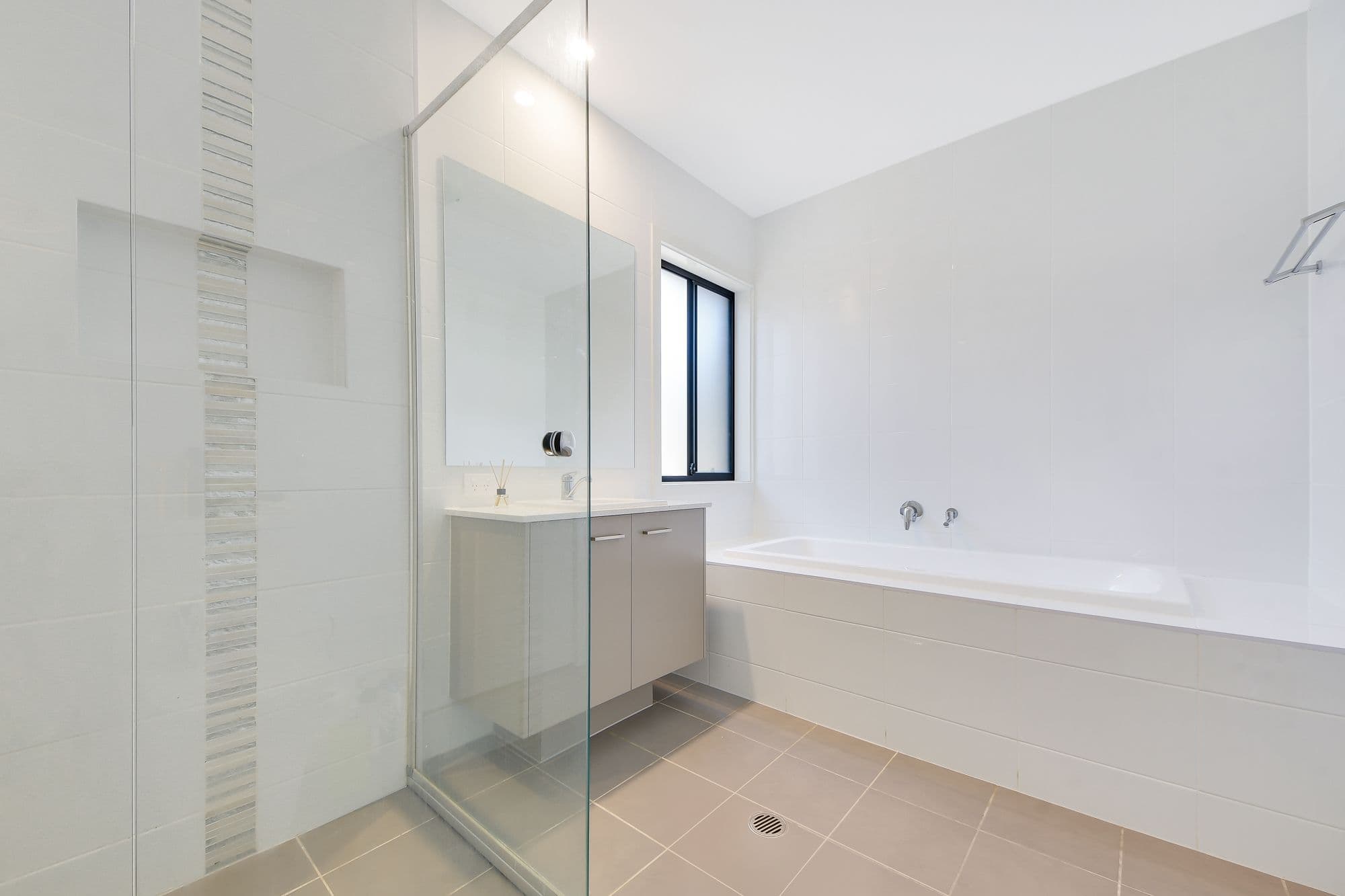 12 Sunstone Way, Leppington - Thumbnail 8