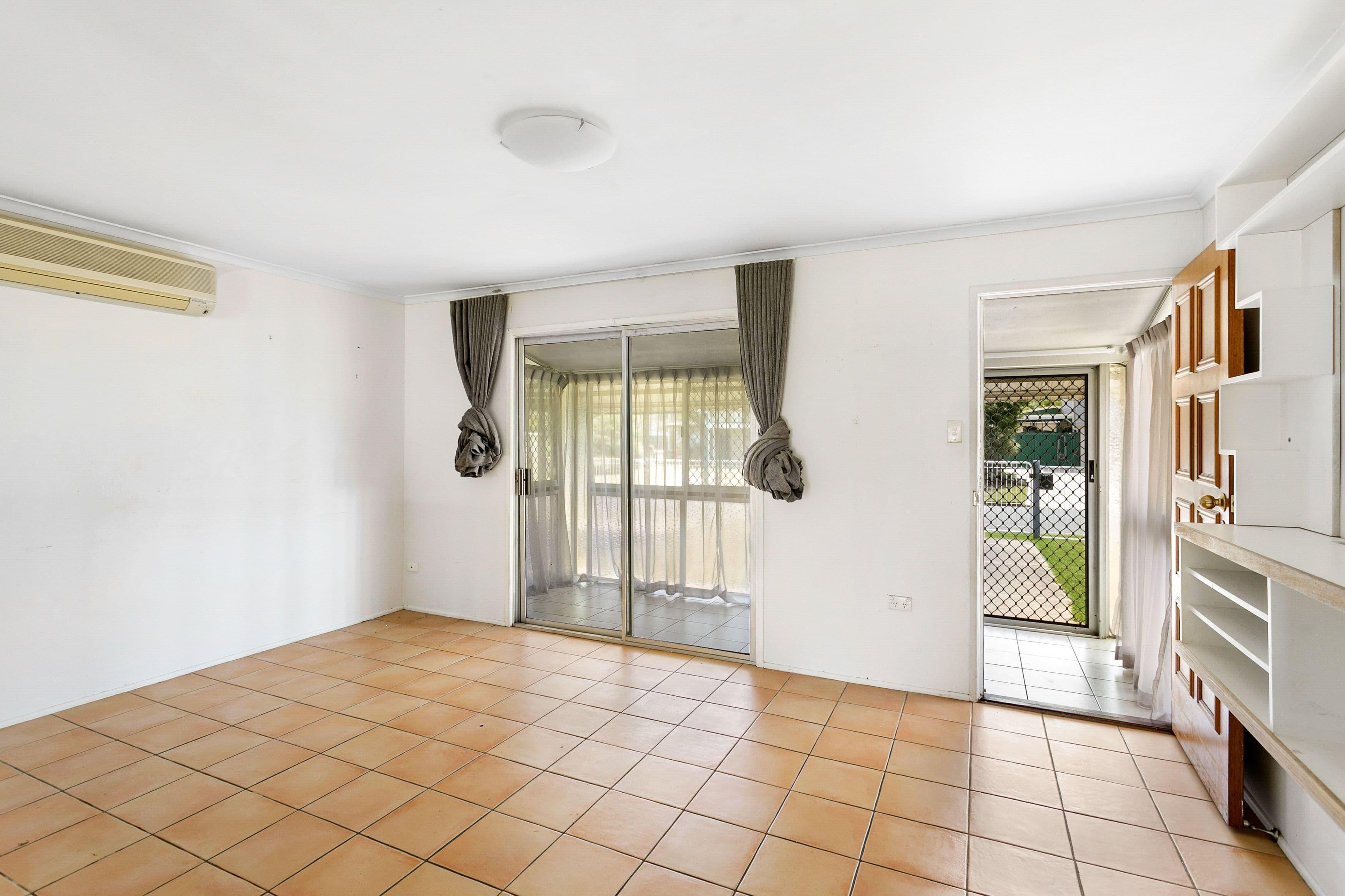 22 Bowden Street, Deception Bay QLD 4508, Deception Bay - Thumbnail 2