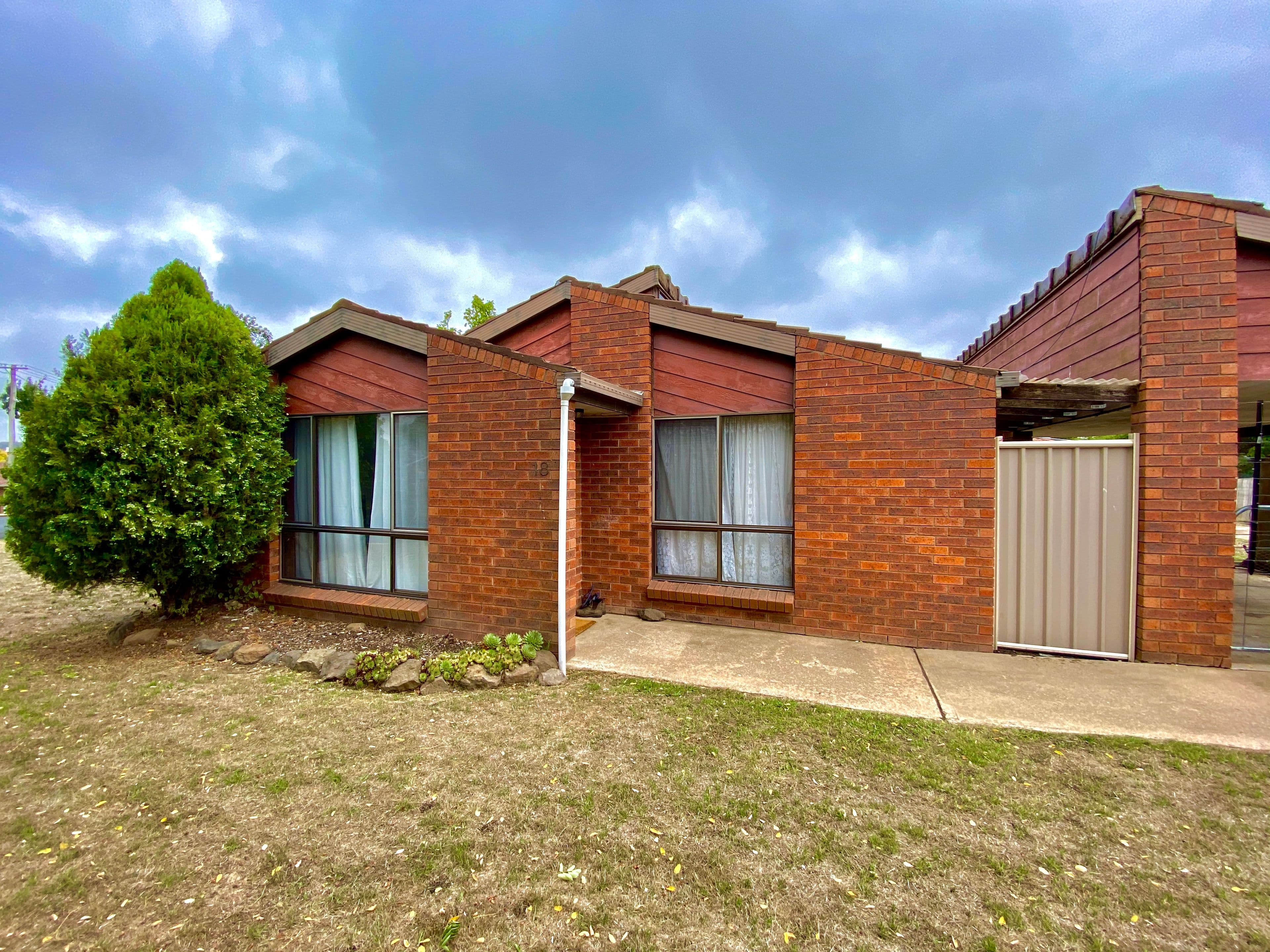 18 Doctor Perkins Crescent, Oberon NSW 2787, Oberon - Image 1