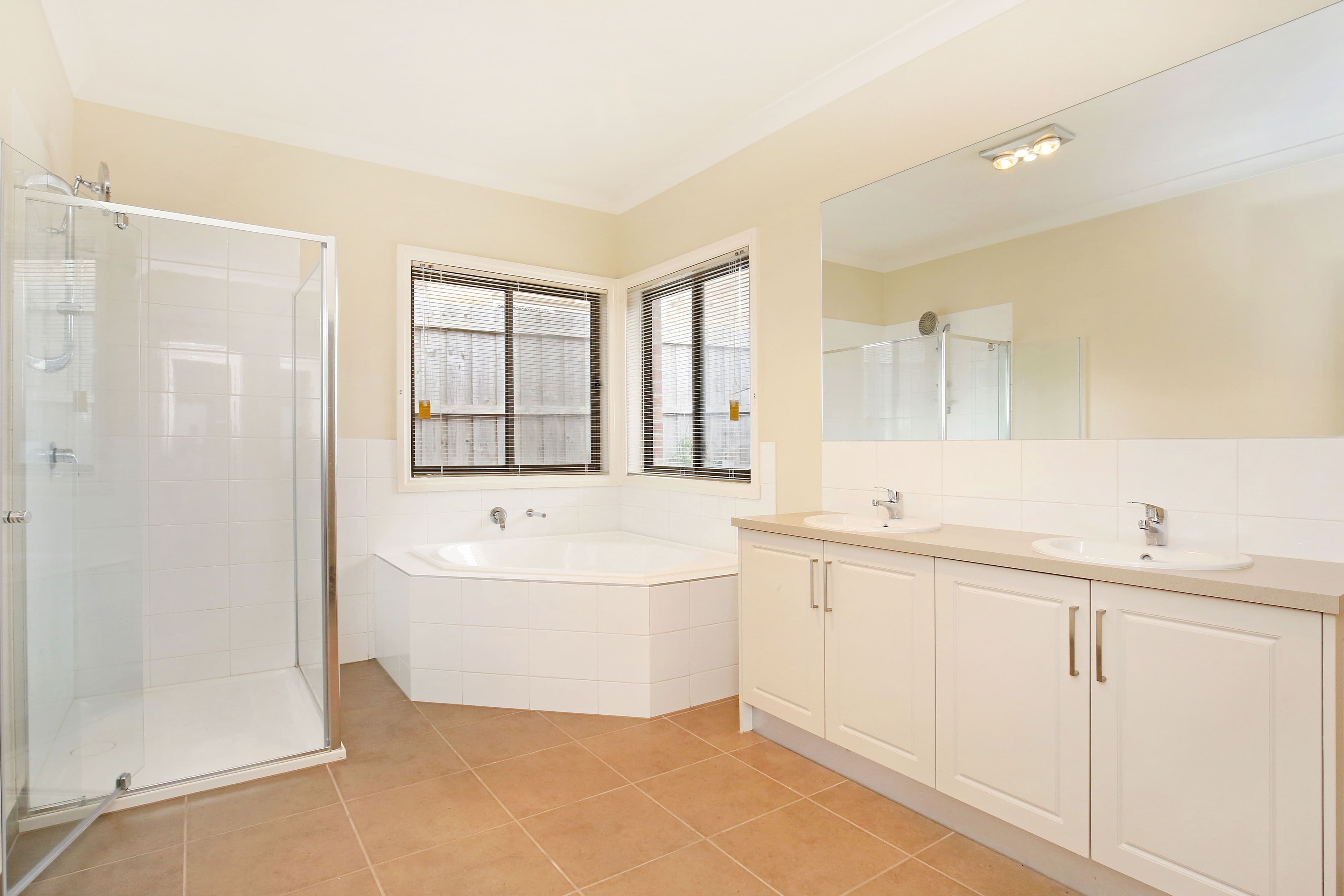 14 Windsor Rise, Sunbury VIC 3429, Sunbury - Thumbnail 8