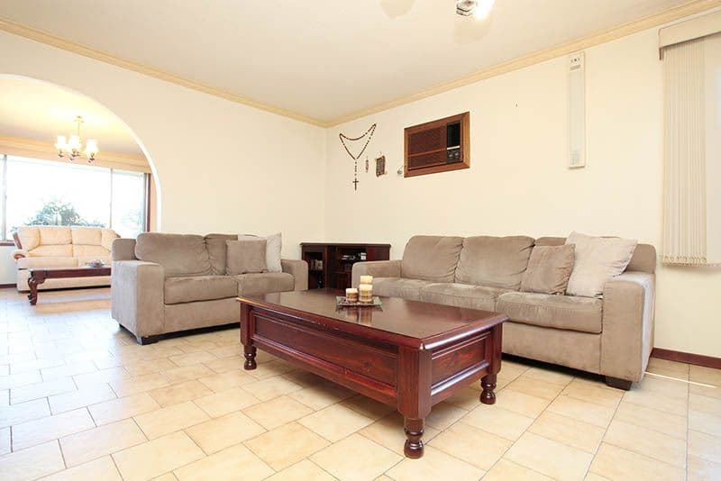 24 Hedgeley Road, KEALBA VIC 3021, Kealba - Thumbnail 4