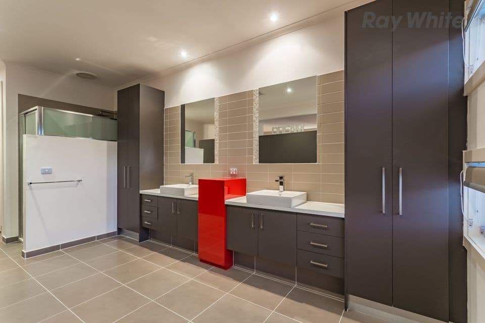 3 George Street, Taylors Hill VIC 3037, Taylors Hill - Thumbnail 4