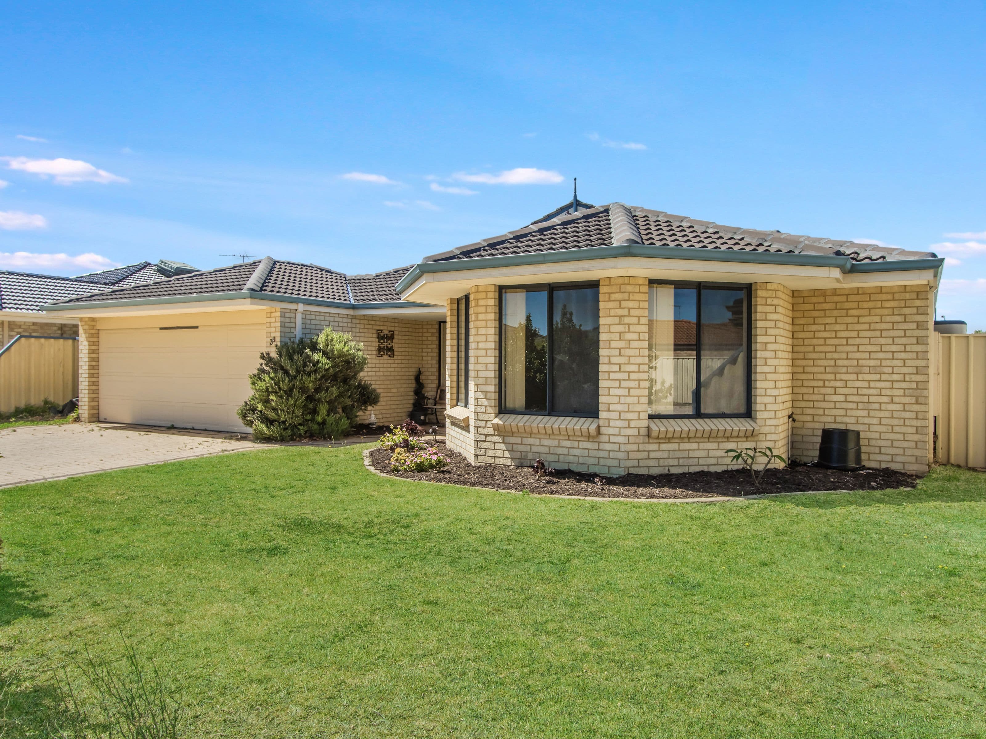 38 San Sebastian Boulevard, Port Kennedy WA 6172, Port Kennedy - Thumbnail 2