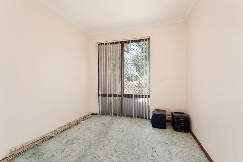 21 Sandpiper Loop, YANGEBUP WA 6164, Yangebup - Thumbnail 8