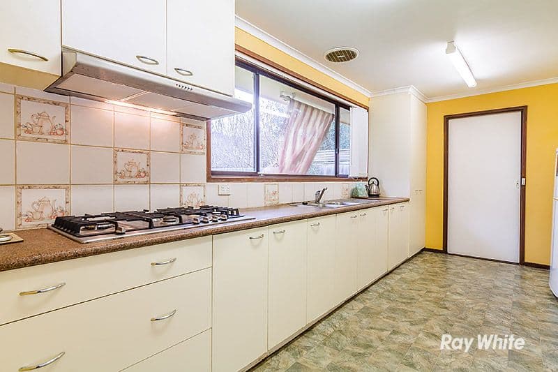 14 Arnold Street, Cranbourne VIC 3977, Cranbourne - Thumbnail 2