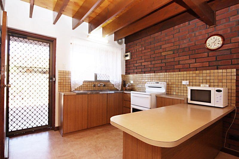 69 Glendale Road, Springvale, VIC, 3171, Springvale - Thumbnail 5