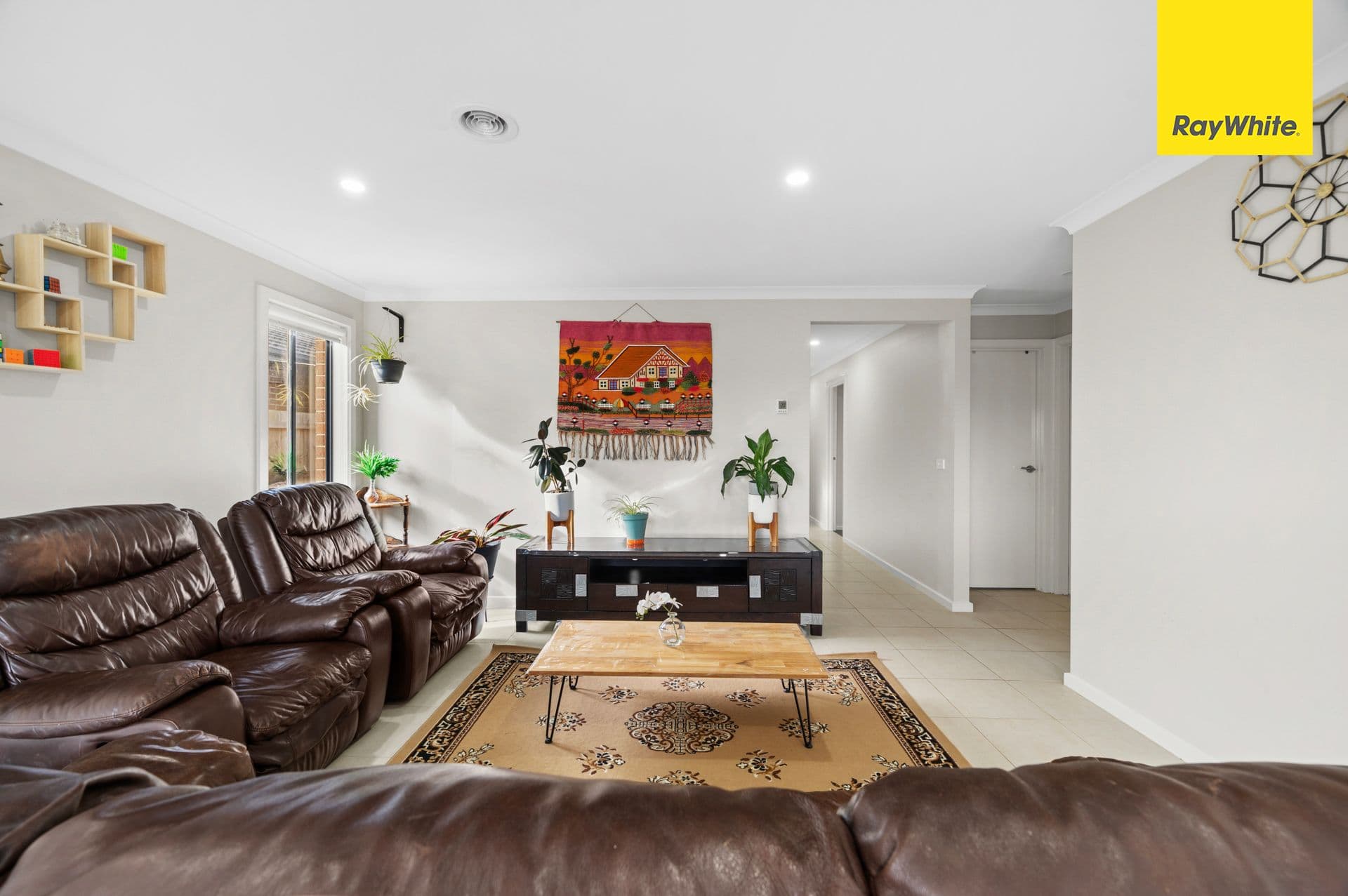 17 Bolton Street, Melton South VIC 3338, Melton South - Thumbnail 3