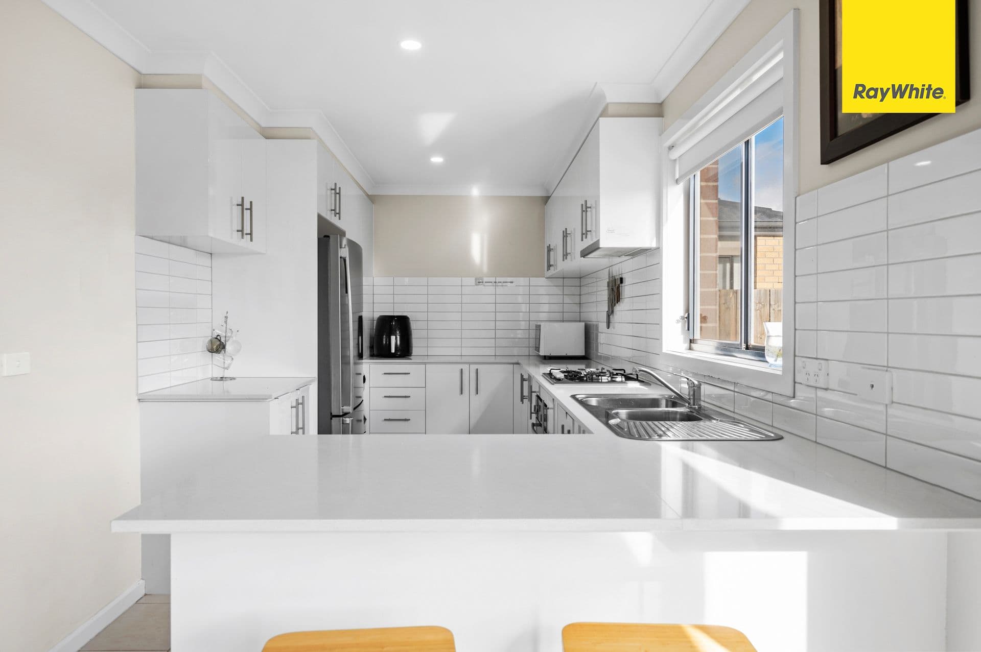 17 Bolton Street, Melton South VIC 3338, Melton South - Thumbnail 4