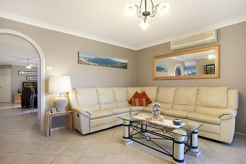 17 Royal Oak Avenue, THORNTON NSW 2322, Thornton - Thumbnail 2