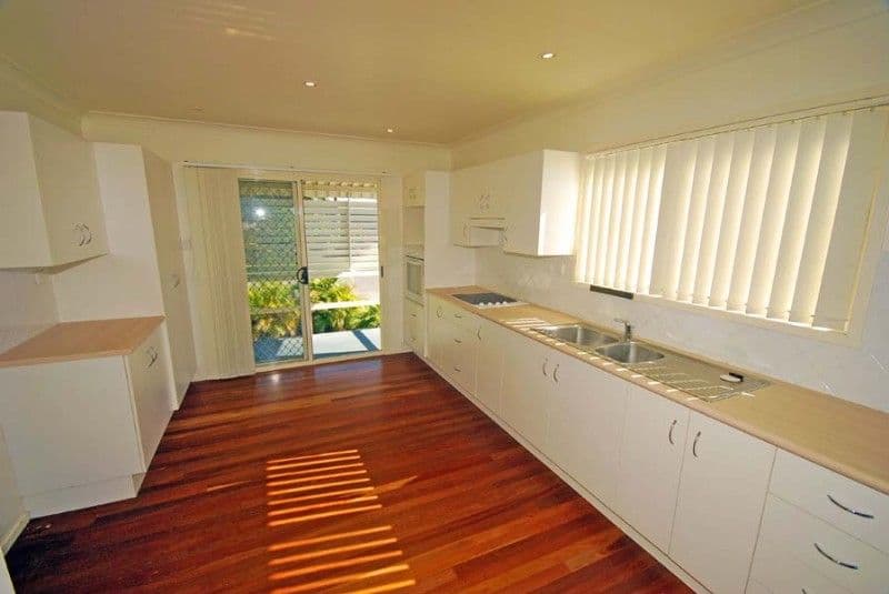 37 Stevenson Street, YEPPOON QLD 4703, Yeppoon - Thumbnail 2