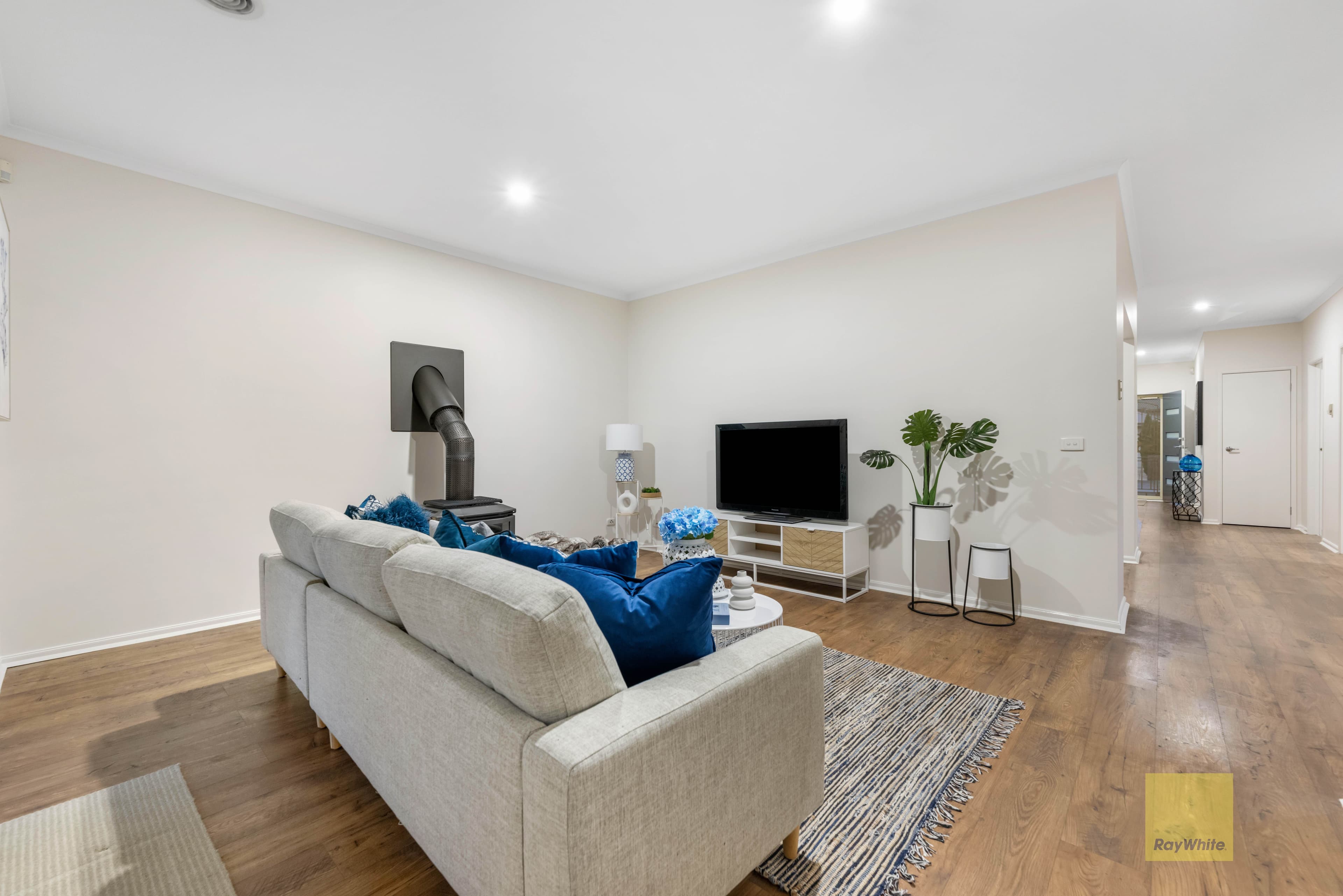 44 Breakwater Crescent, Point Cook VIC 3030, Point Cook - Thumbnail 7