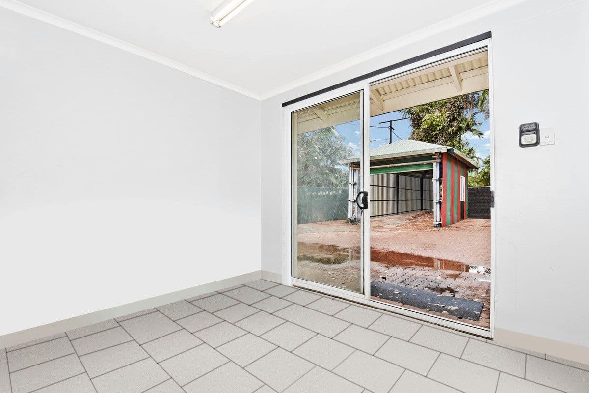 82 Lakeside Drive, Alawa NT 0810, Alawa - Thumbnail 5