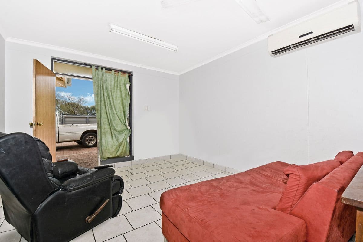 82 Lakeside Drive, Alawa NT 0810, Alawa - Thumbnail 7