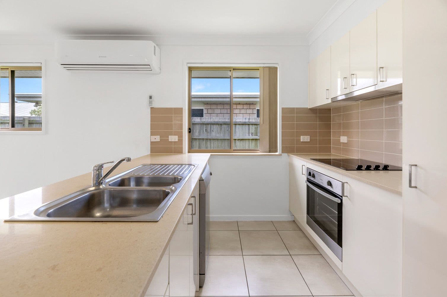 64 Dixon Drive, Pimpama QLD 4209, Pimpama - Thumbnail 4