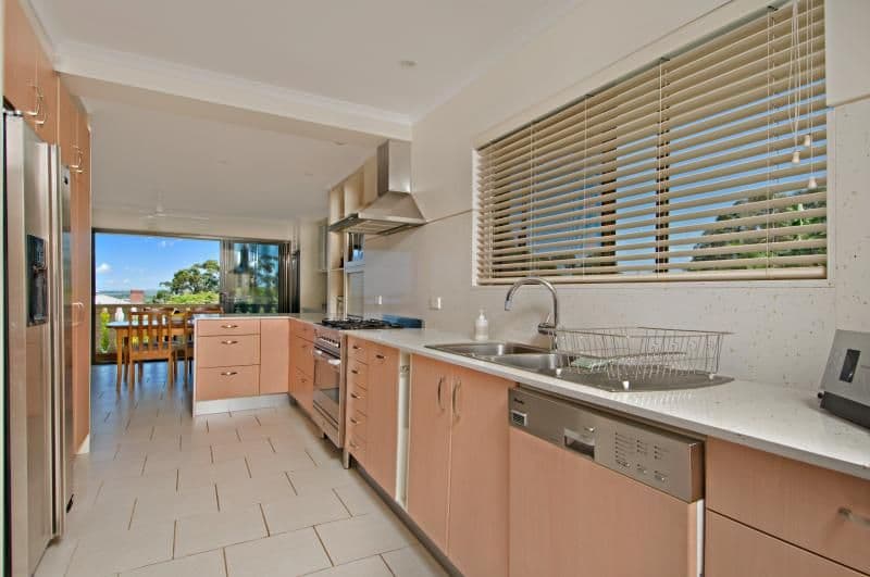 24 Kawana Street, ALEXANDRA HEADLAND QLD 4572, Alexandra Headland - Thumbnail 2