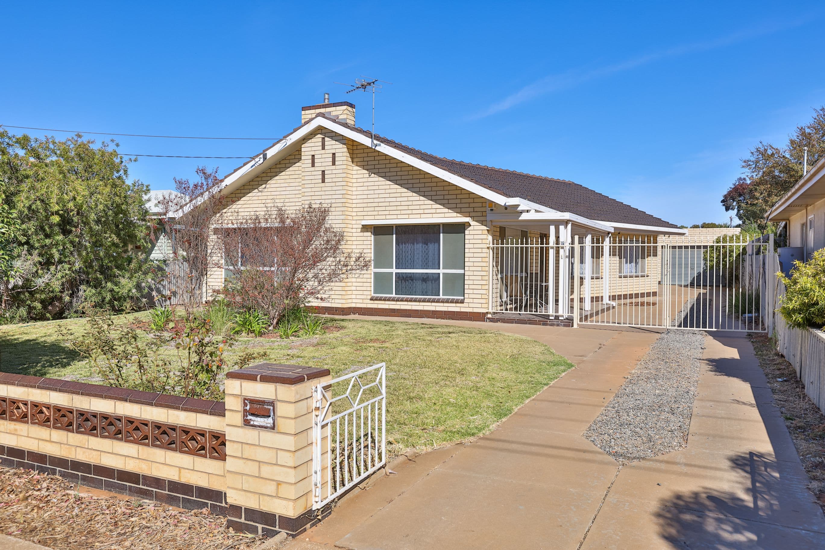 67 Twelfth Street, Mildura VIC 3500, Mildura - Image 1