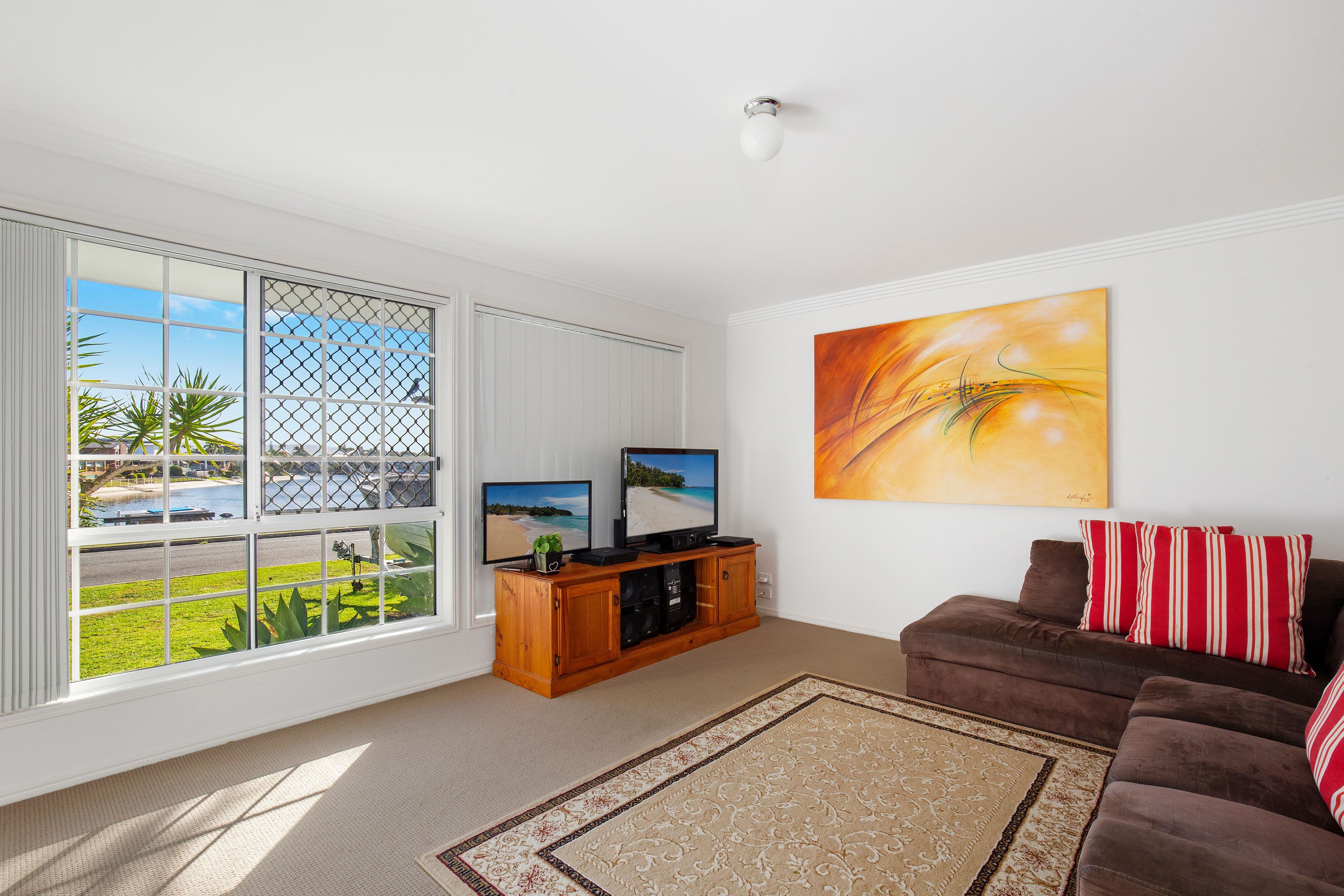 47 Sovereign Drive, Mermaid Waters QLD 4218, Mermaid Waters - Thumbnail 3