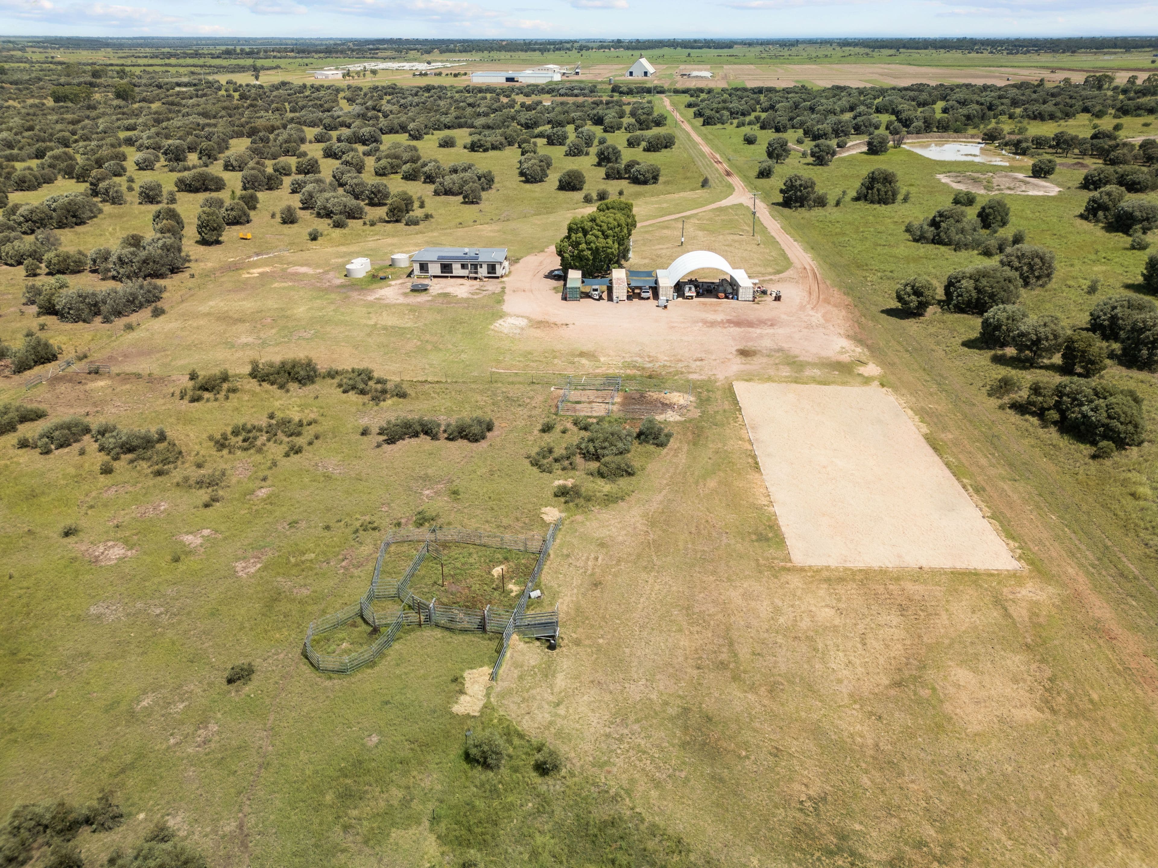 24430 Capricorn Highway, Emerald QLD 4720, Emerald - Thumbnail 2