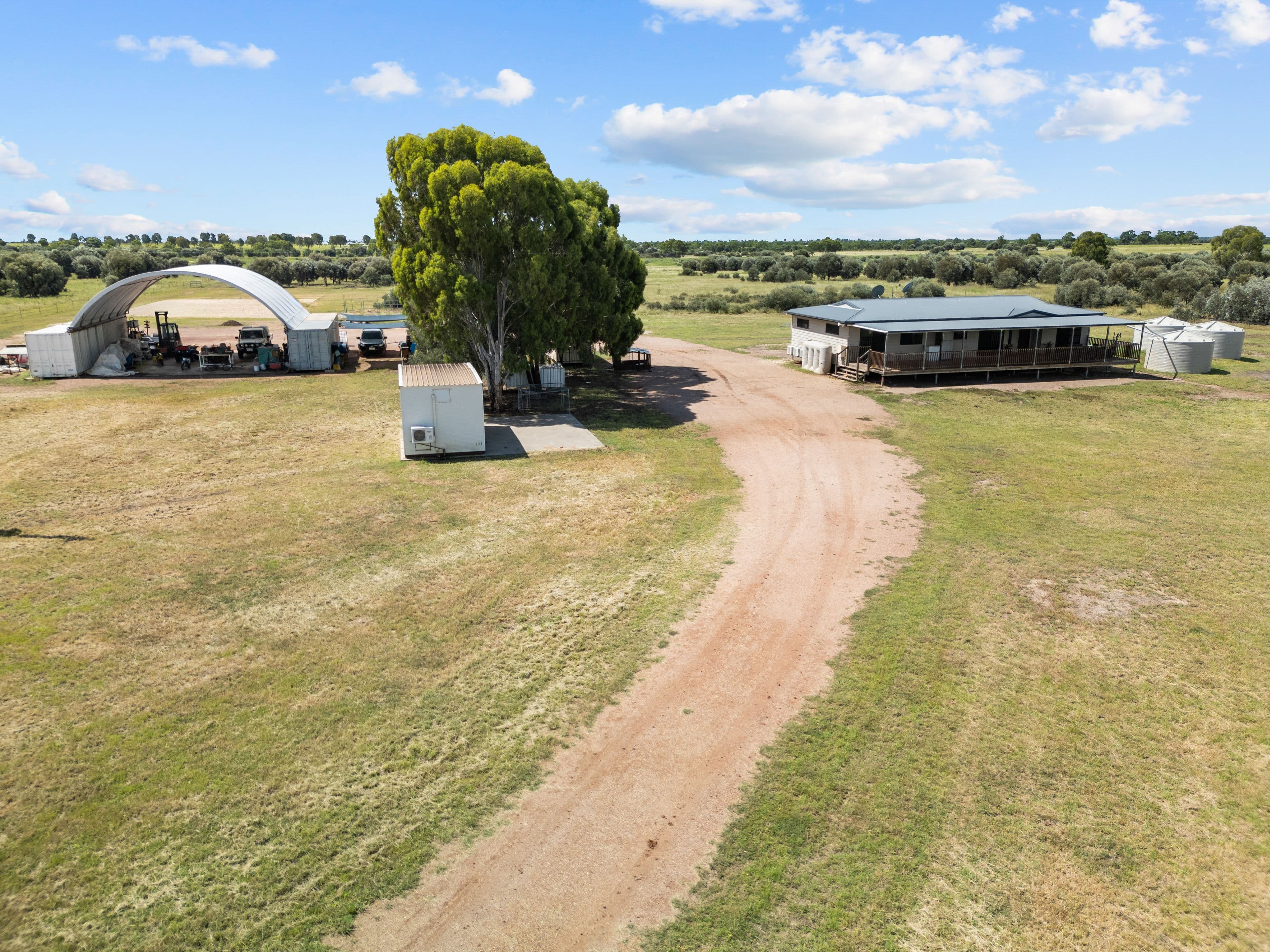 24430 Capricorn Highway, Emerald QLD 4720, Emerald - Thumbnail 3