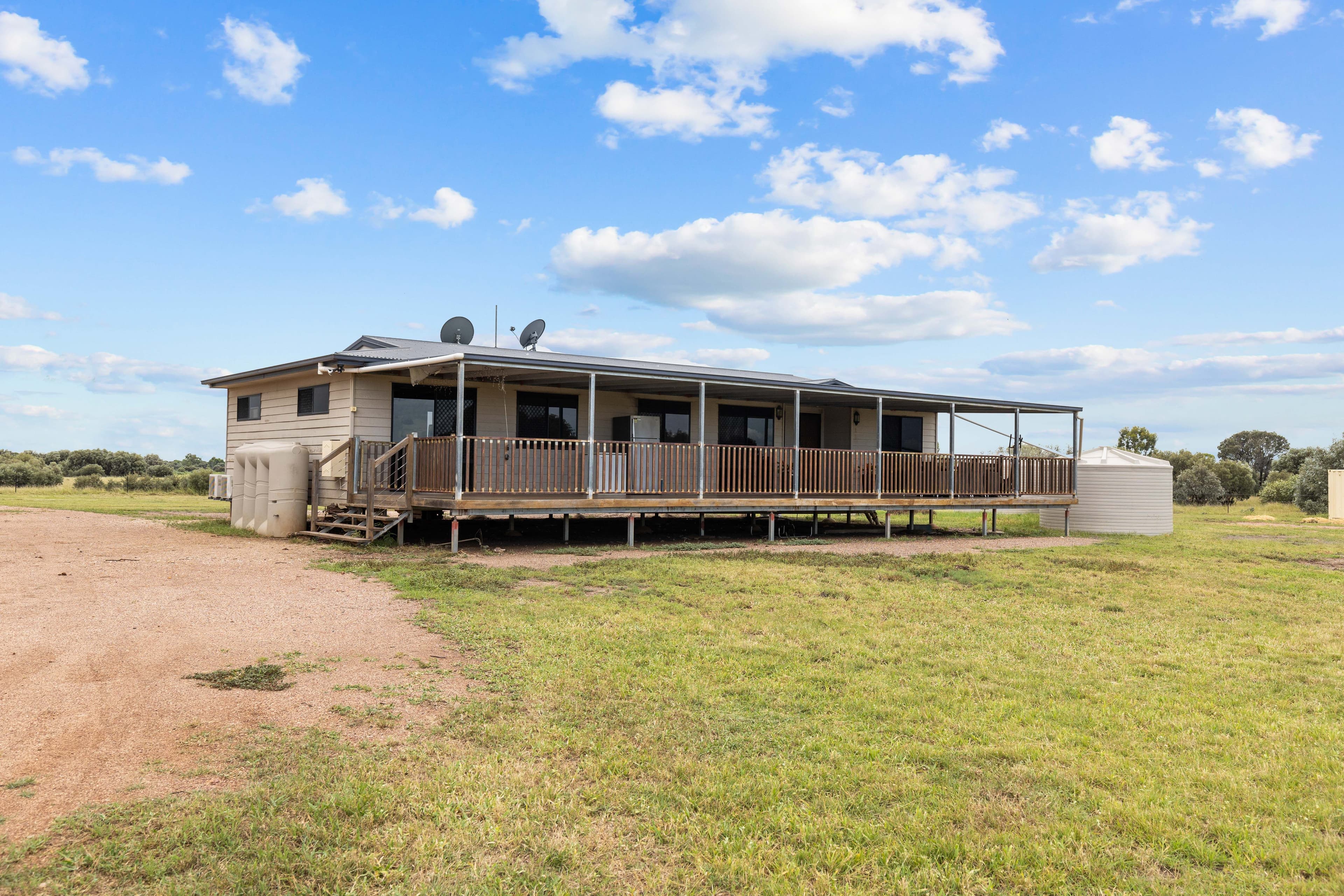 24430 Capricorn Highway, Emerald QLD 4720, Emerald - Thumbnail 8