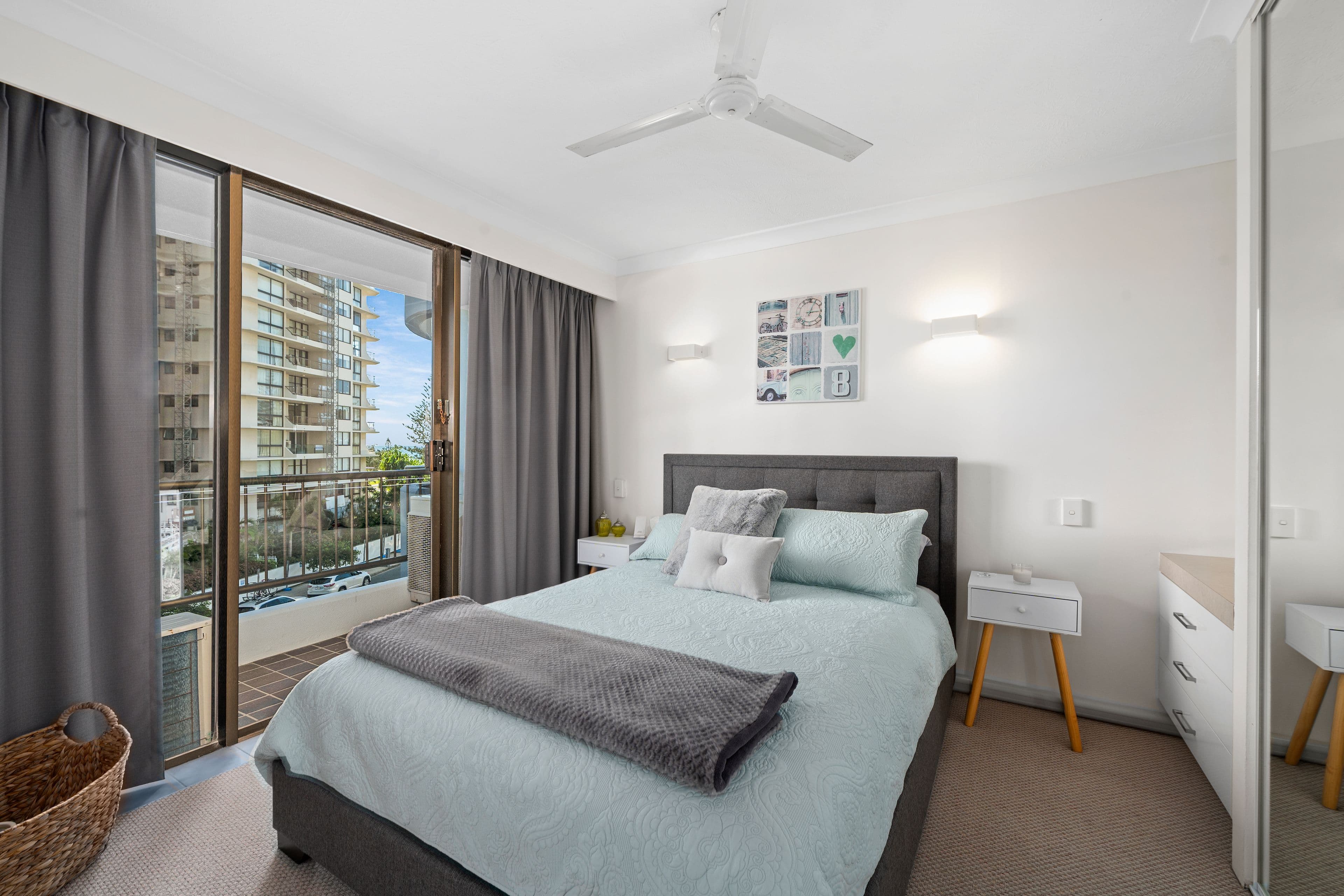 8 Albert Avenue, Broadbeach QLD 4218, Broadbeach - Thumbnail 7