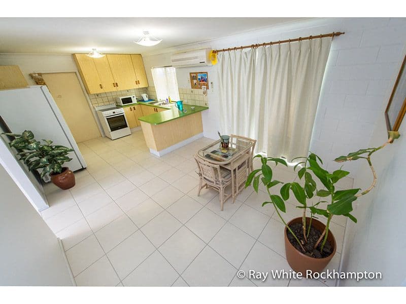 335 Farm Street, NORMAN GARDENS QLD 4701, Norman Gardens - Thumbnail 3