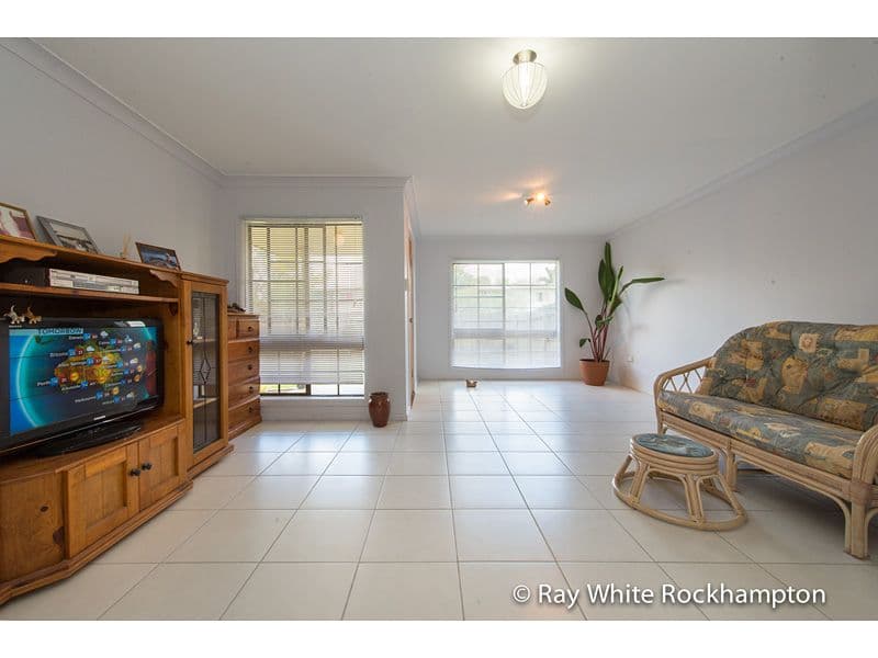 335 Farm Street, NORMAN GARDENS QLD 4701, Norman Gardens - Thumbnail 4