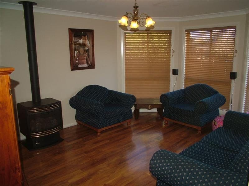 31 Websdale Drive, DUBBO NSW 2830, Dubbo - Thumbnail 2