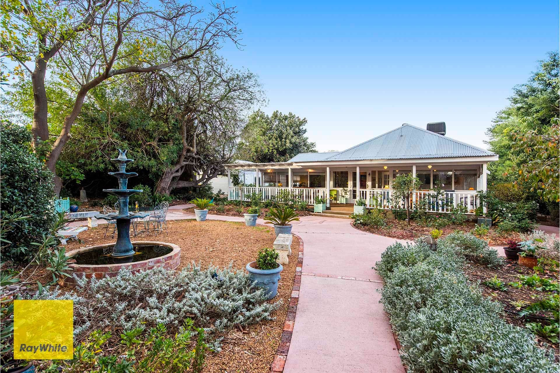 11 Berry Drive, Maida Vale WA 6057, Maida Vale - Image 1