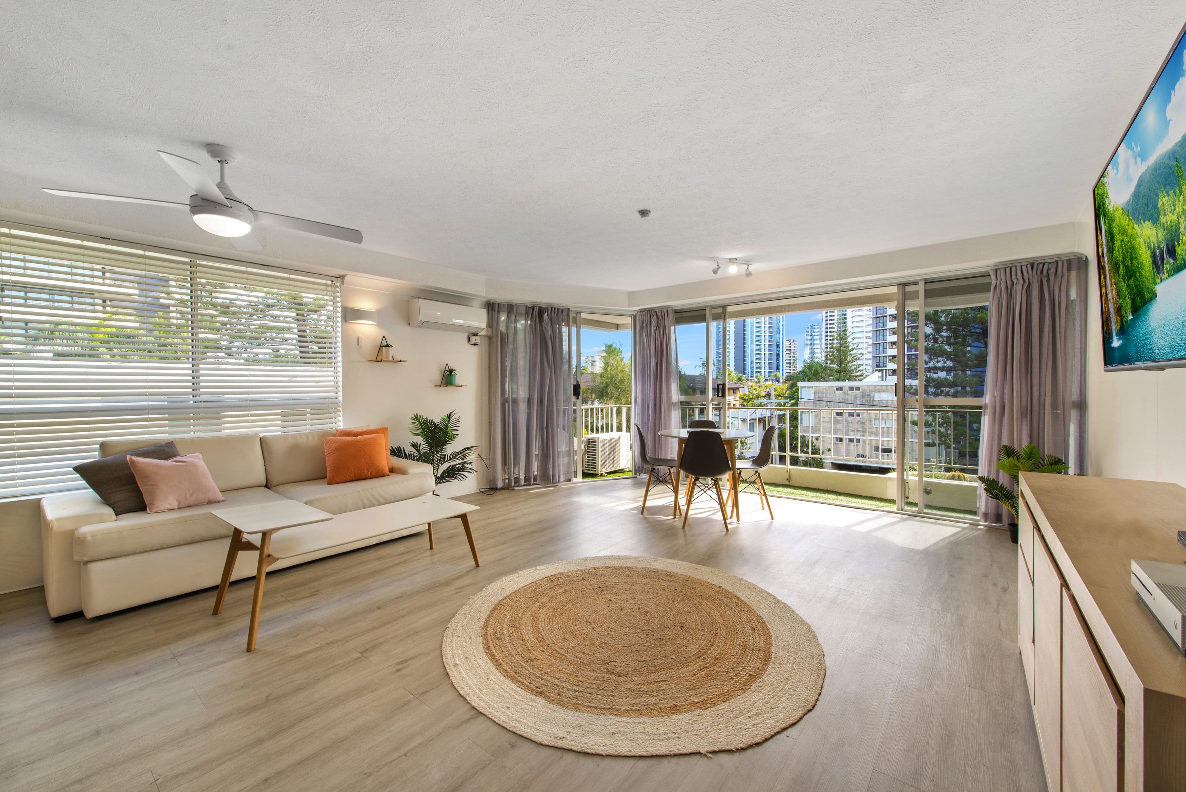 6 Aubrey Street, Surfers Paradise QLD 4217, Surfers Paradise - Thumbnail 2