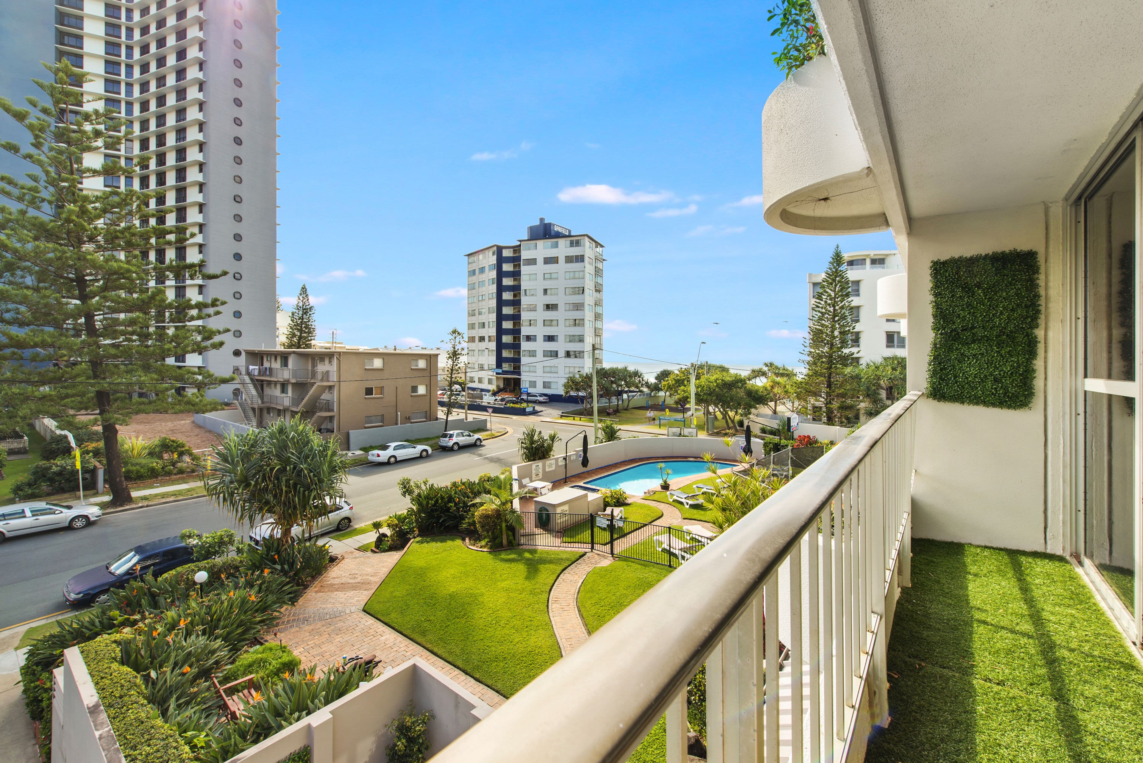 6 Aubrey Street, Surfers Paradise QLD 4217, Surfers Paradise - Thumbnail 4