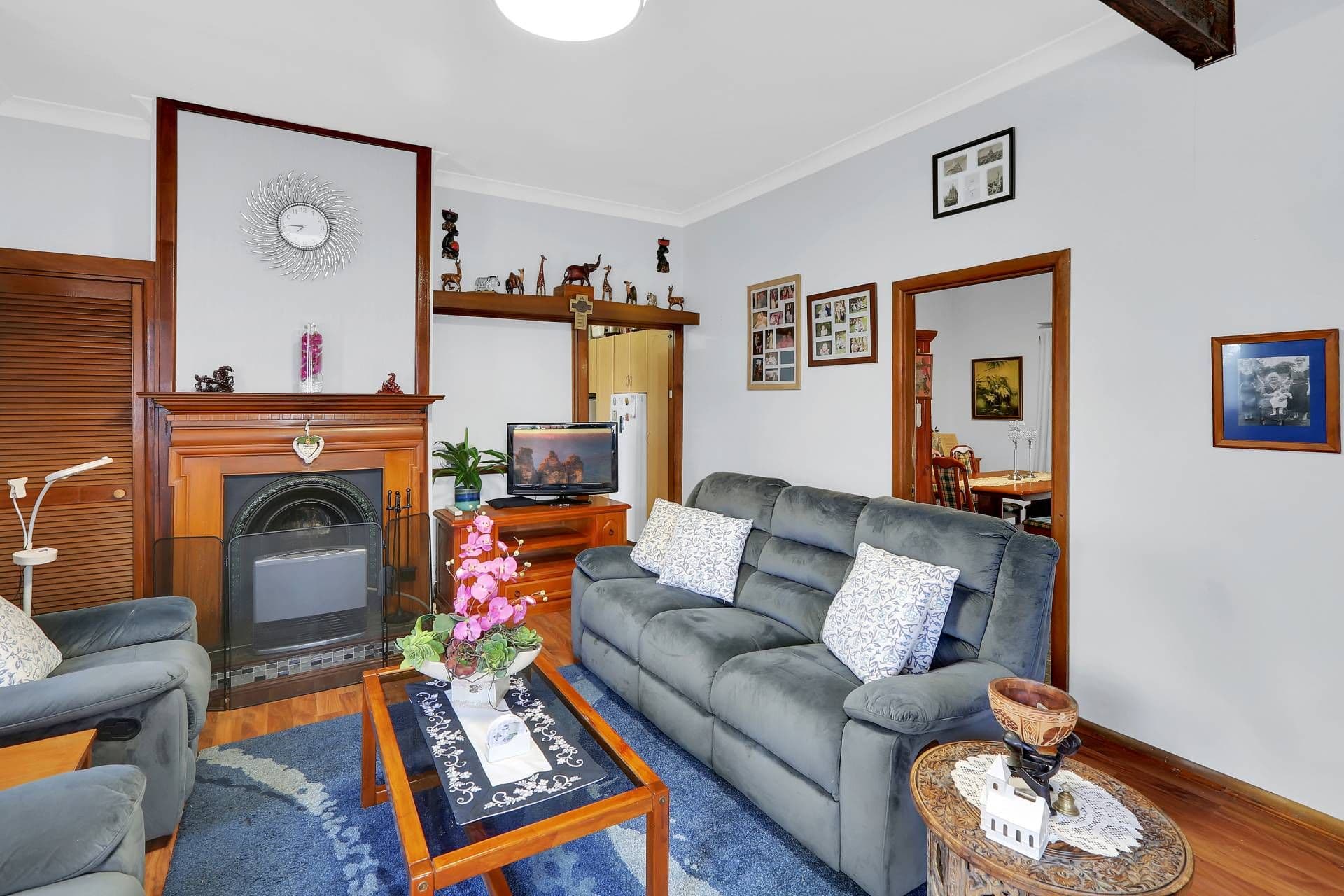 4 Forbes Road, Hazelbrook NSW 2779, Hazelbrook - Thumbnail 2