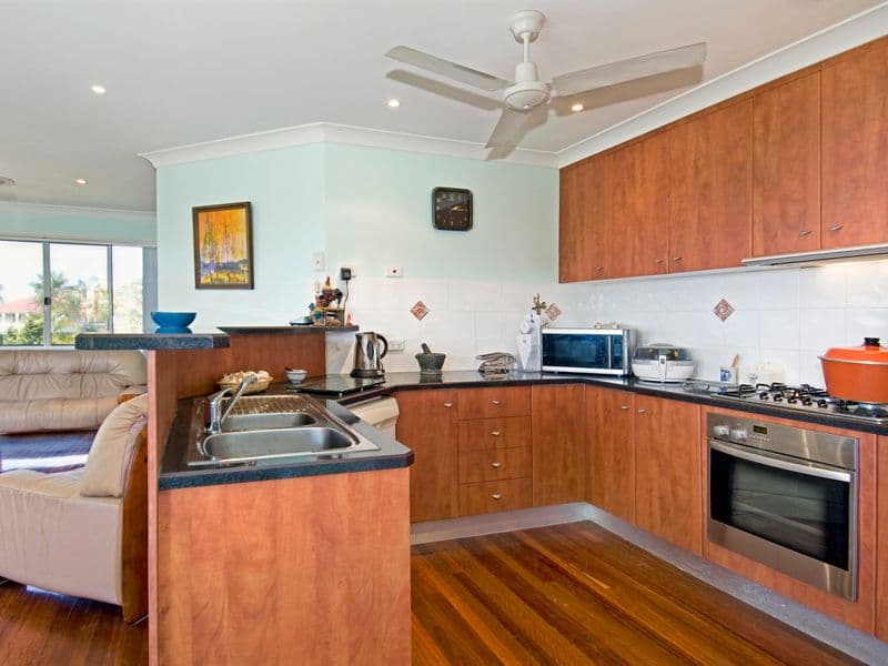 14 Mal Campbell Drive, CRAIGNISH QLD 4655, Craignish - Thumbnail 8