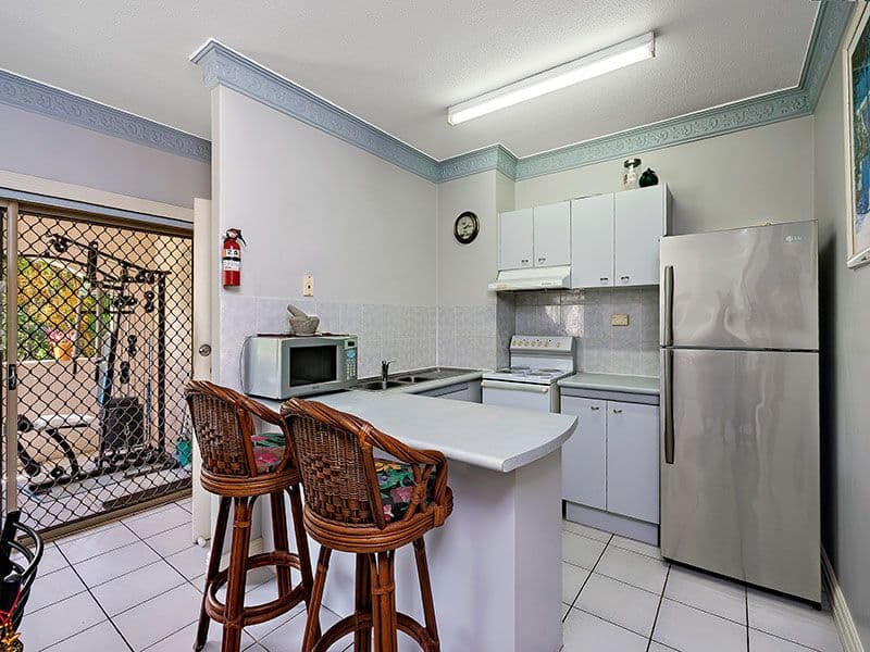 2 Chester Court, Manunda QLD 4870, Manunda - Thumbnail 3