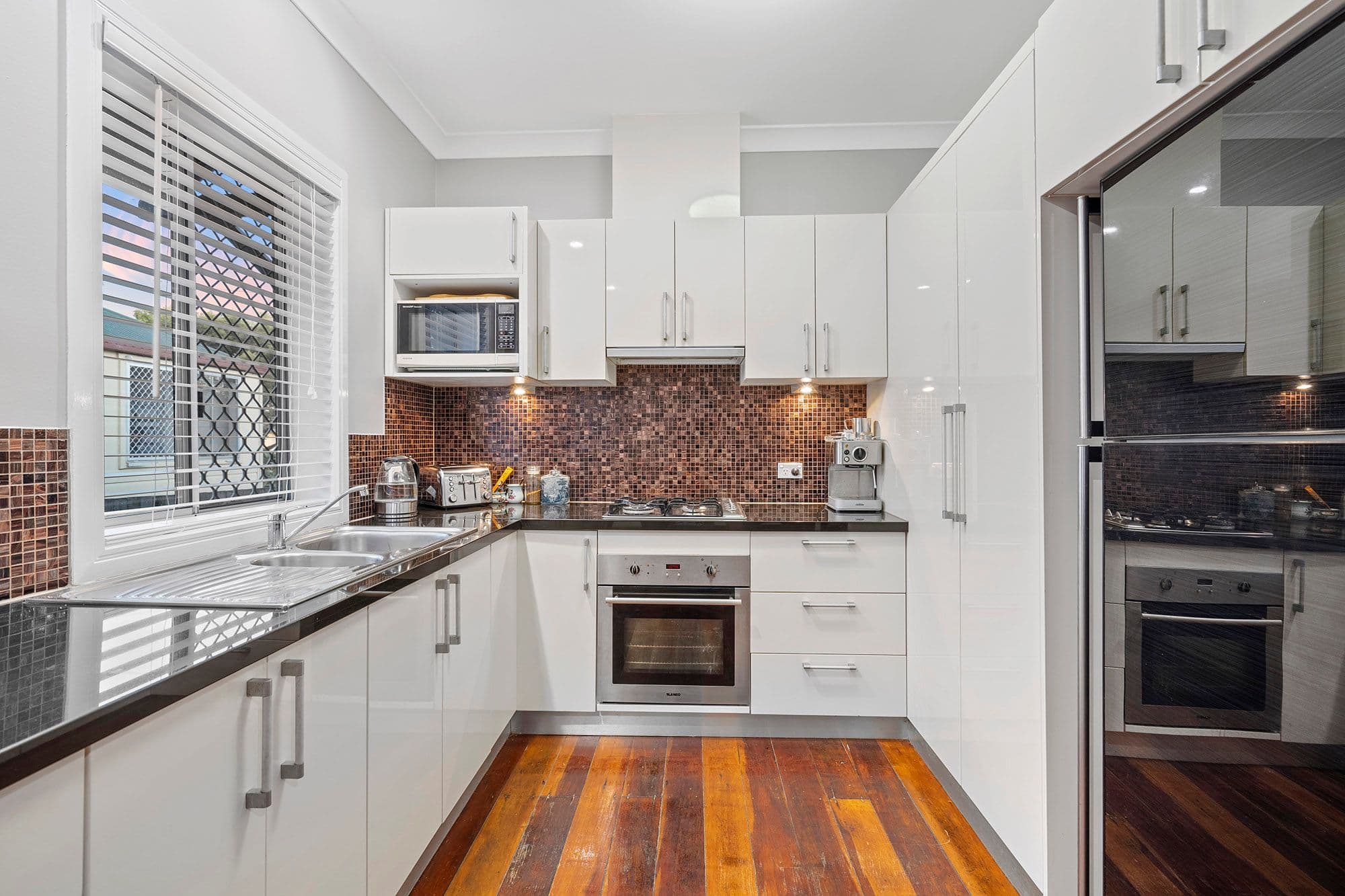 5 Pamela Crescent, Woodridge QLD 4114, Woodridge - Thumbnail 4
