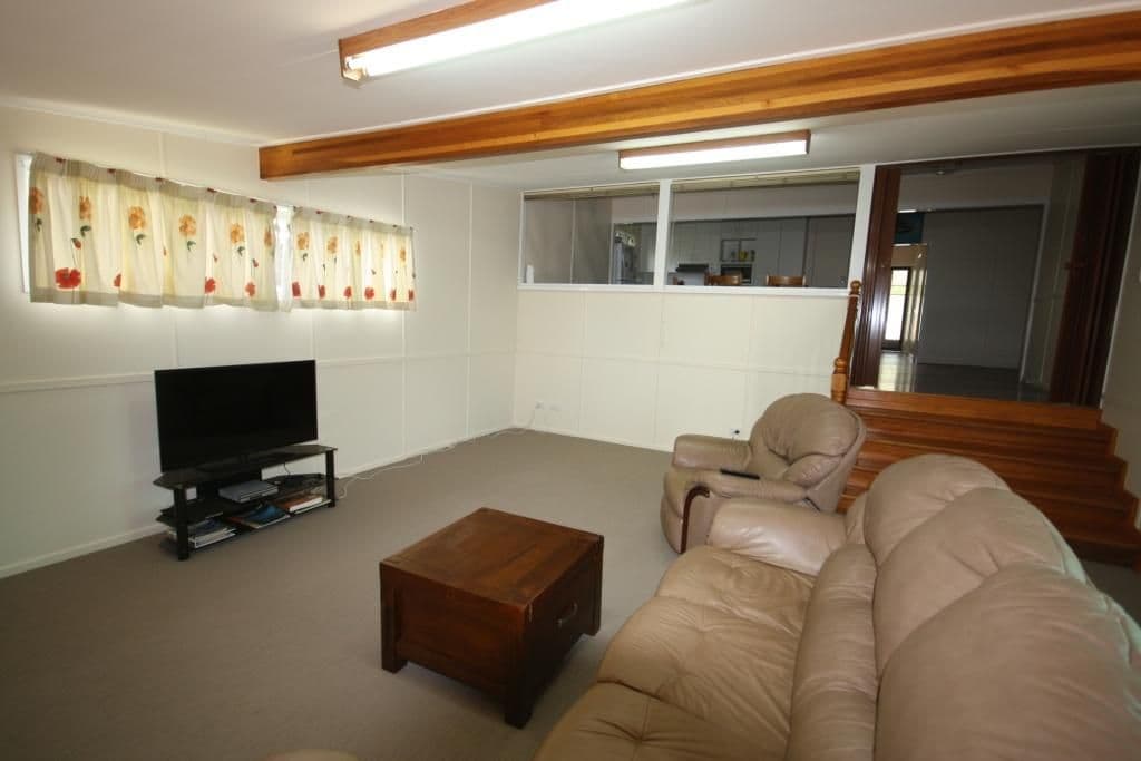 39 Bouverie Street, MUNDUBBERA QLD 4626, Mundubbera - Thumbnail 6