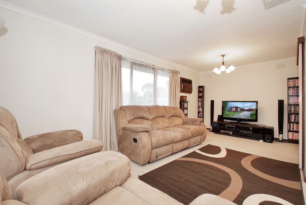 15 KITE Avenue, BAYSWATER NORTH VIC 3153, Bayswater North - Thumbnail 2