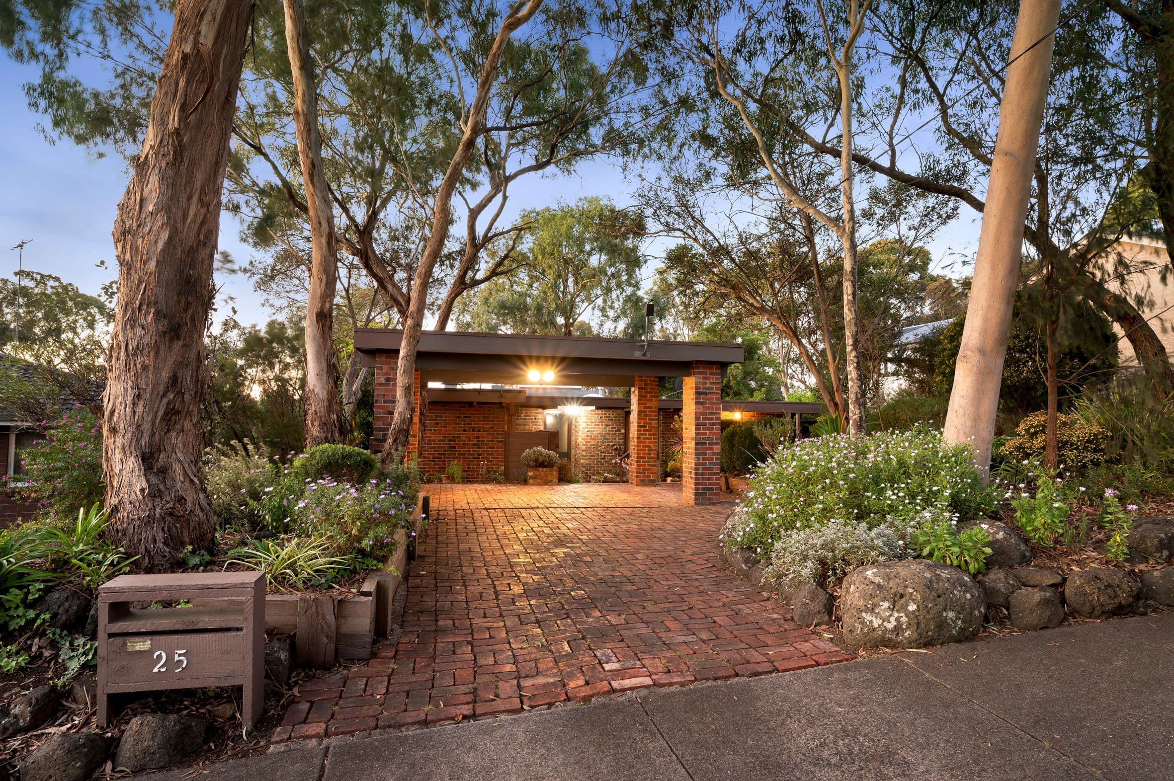 25 Ridge Road, Greensborough VIC 3088, Greensborough - Image 1