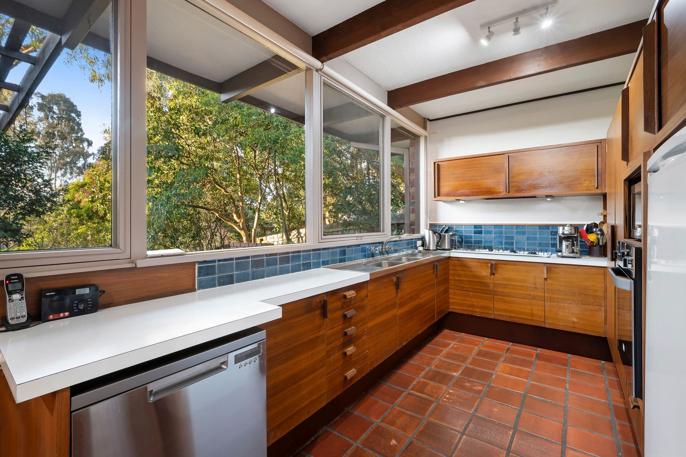 25 Ridge Road, Greensborough VIC 3088, Greensborough - Thumbnail 5